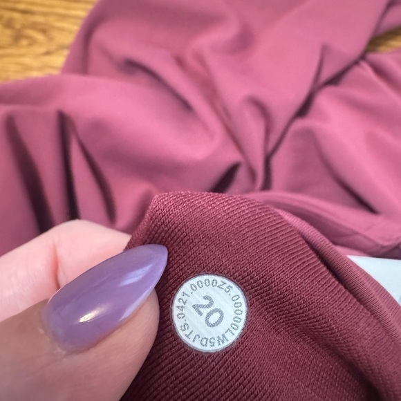 Lululemon InStill High-Rise Tight 25" Mulled Wine Size 20 - Picture 6 of 10